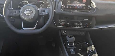 Nissan Rogue 2024