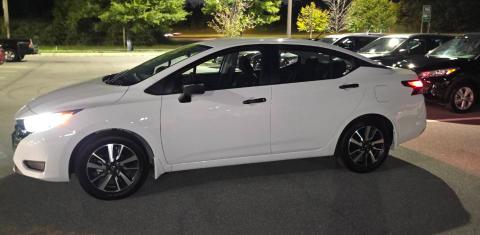 Nissan Versa 2025