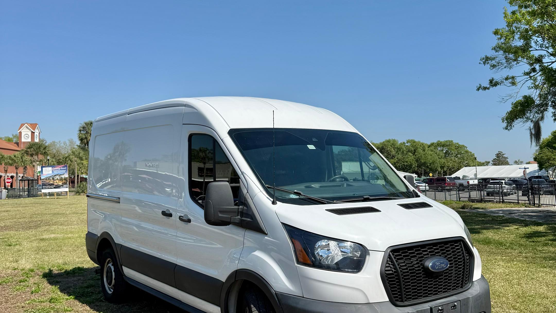 Ford Transit Cargo 2021 in Apopka, FL