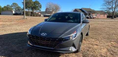 Hyundai Elantra Hybrid 2023