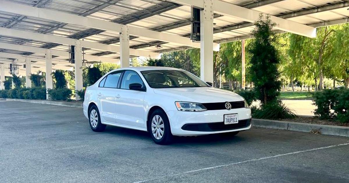 Volkswagen Jetta 2013 rental in Pleasanton, CA by Almir Z. Turo