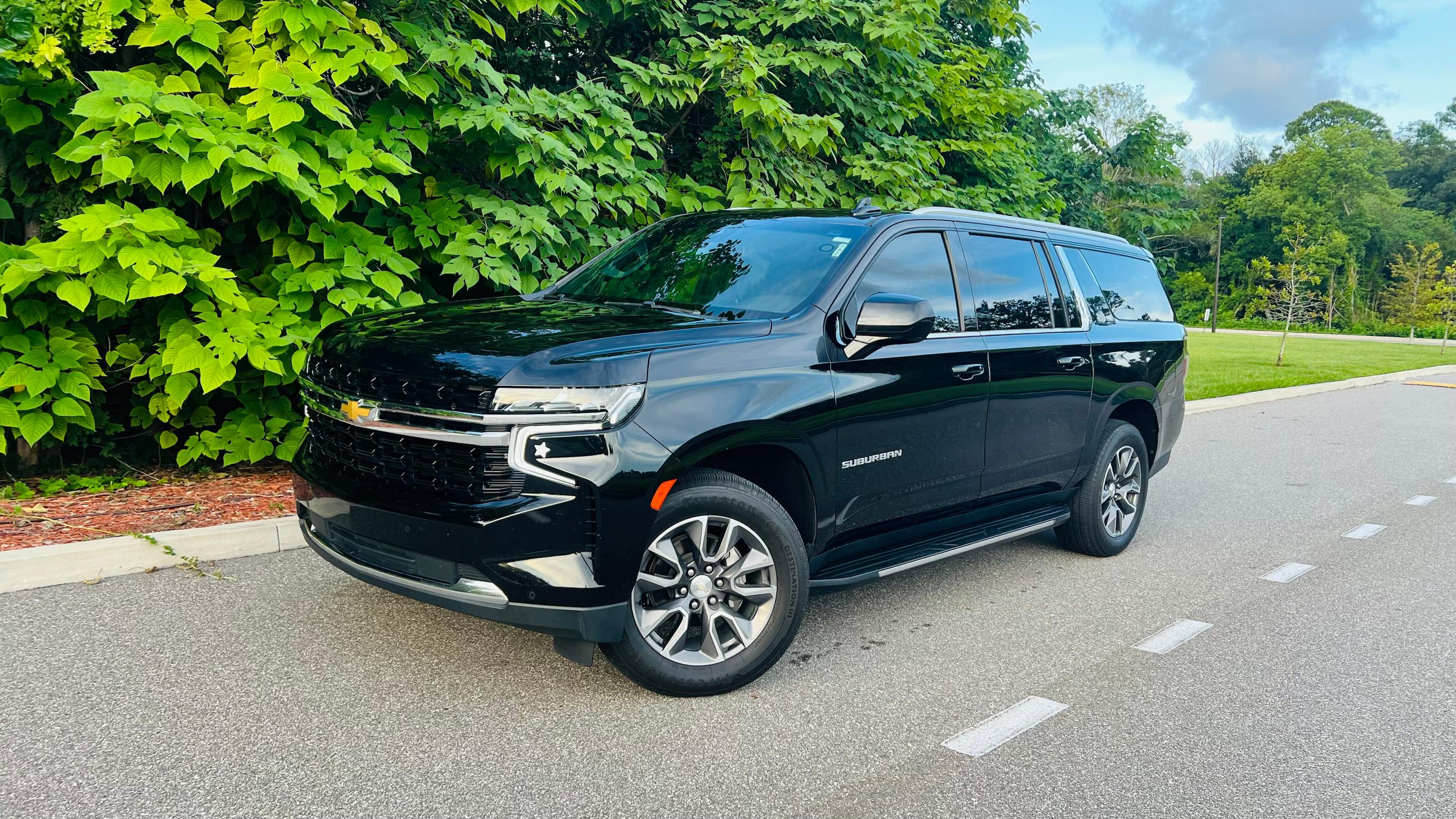 Chevrolet Suburban 2023 in Jacksonville, FL