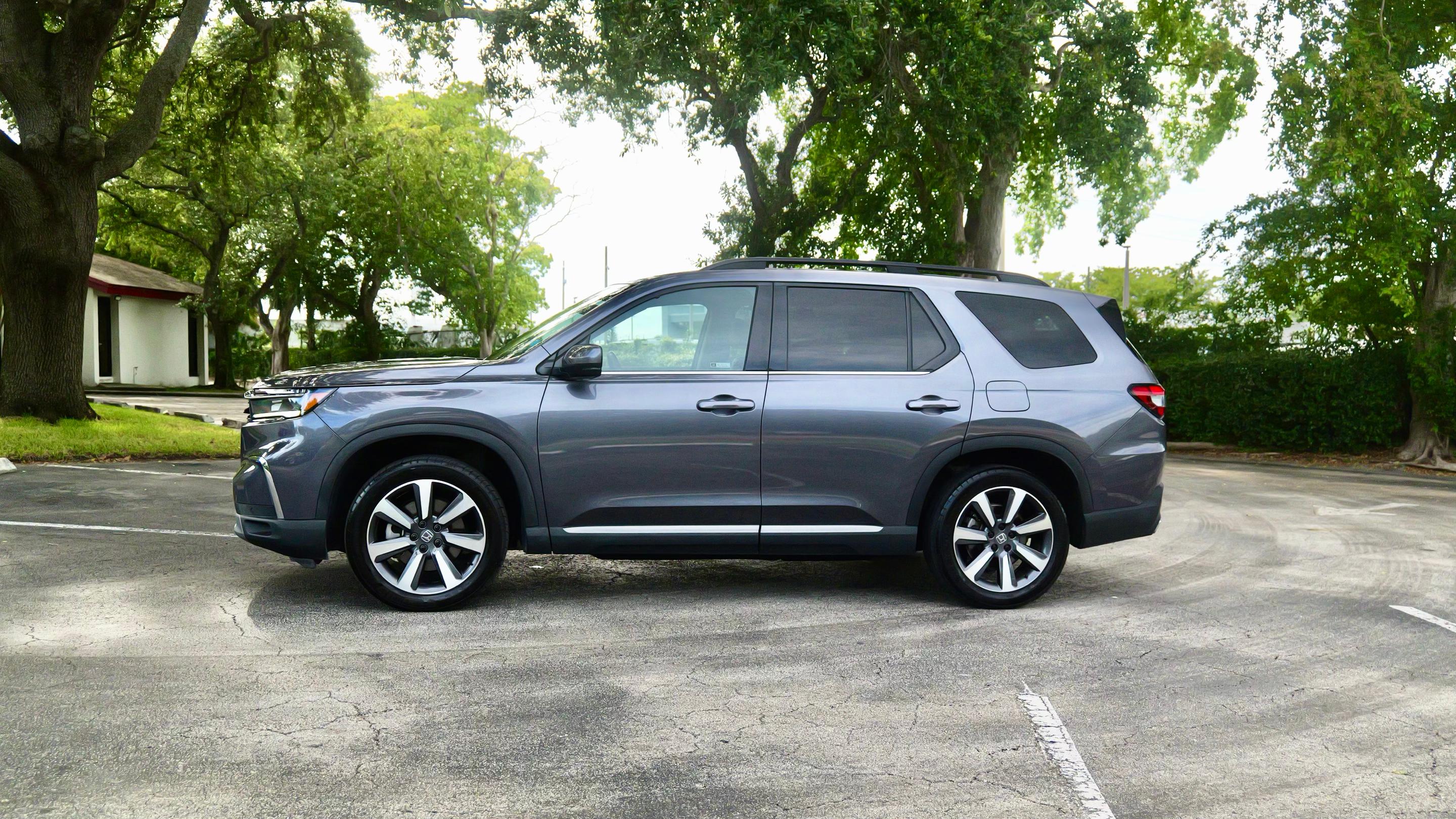 Honda Pilot 2024 in Hialeah, FL