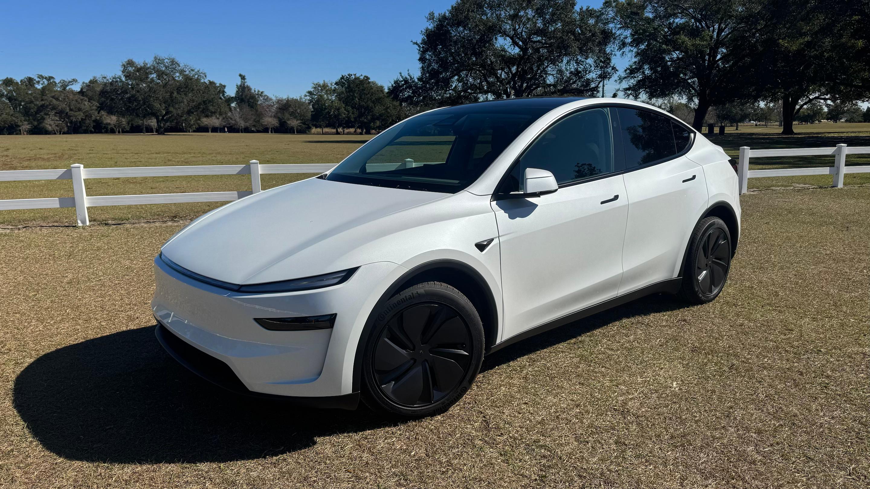 Tesla Model Y 2026 in Belle Isle, FL