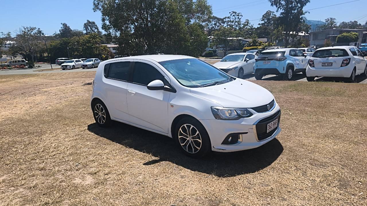 Holden BARINA 2017 in Carina