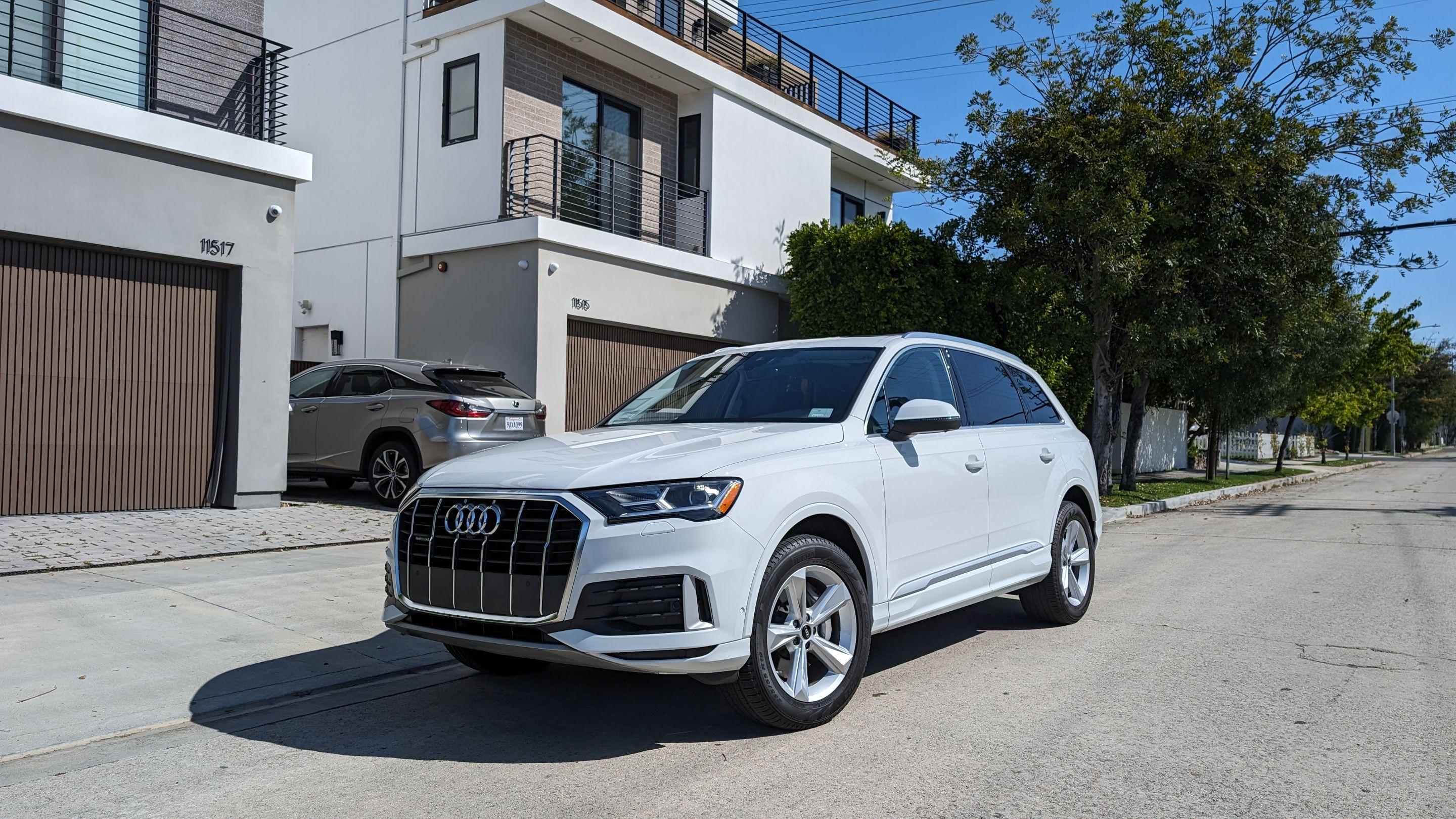 Audi Q7 2022 in Los Angeles, CA