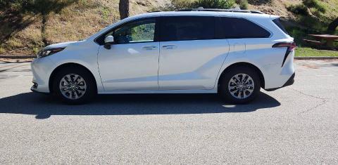 Toyota Sienna 2026