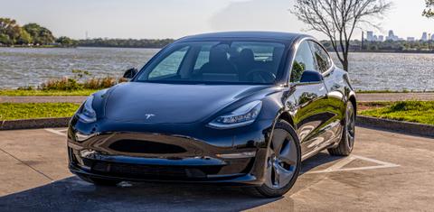Tesla Model 3 2020