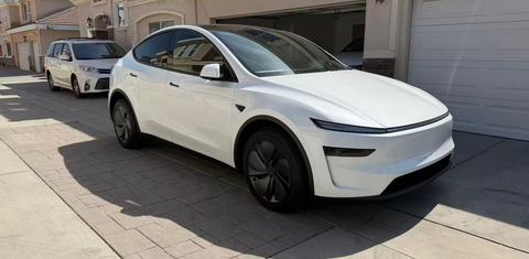 Tesla Model Y 2026