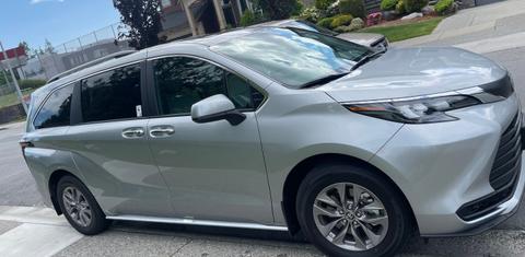 Toyota Sienna 2025