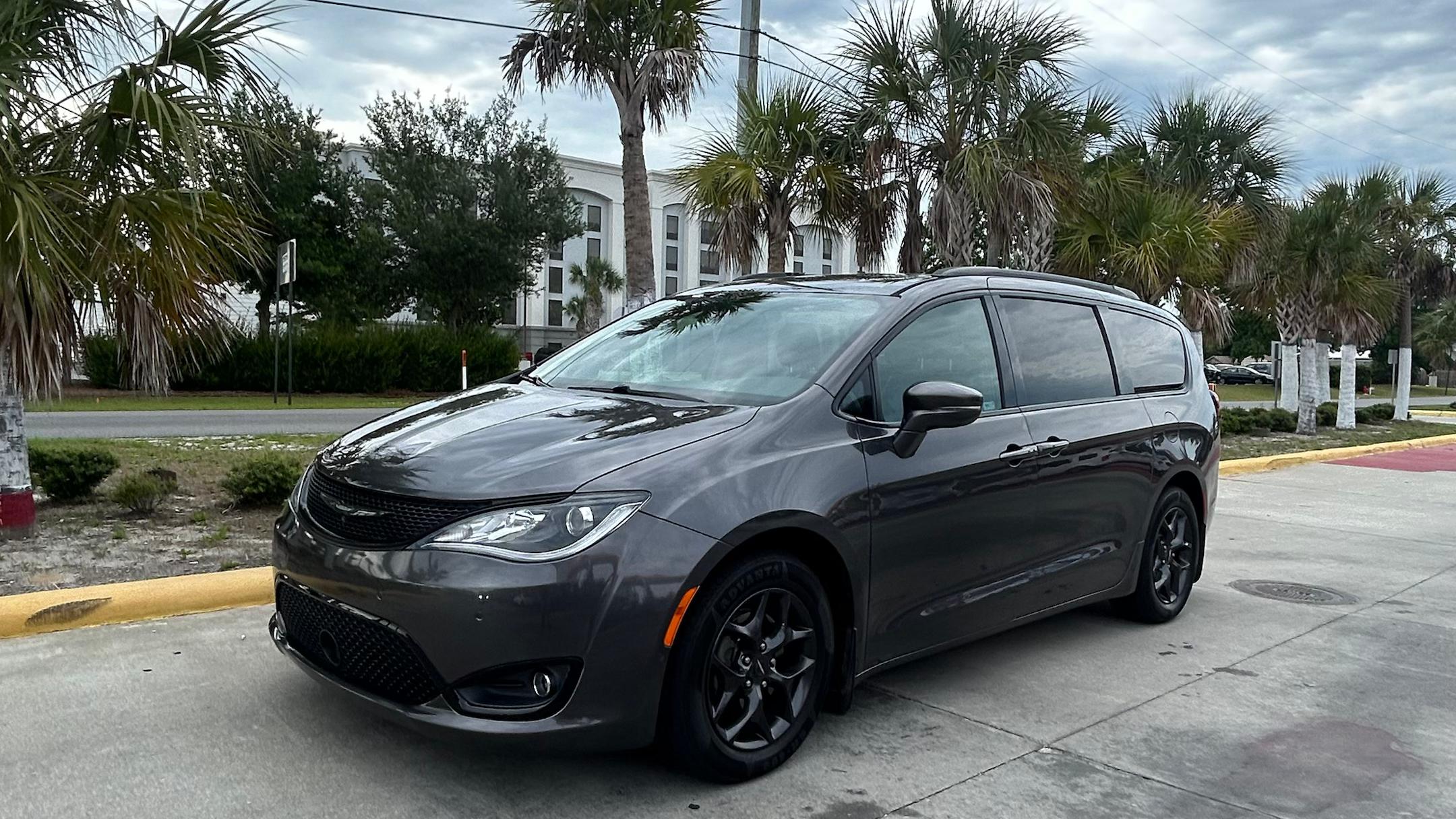 Chrysler Pacifica 2018 in Panama City Beach, FL