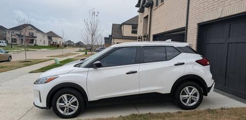 Nissan Kicks Play 2025