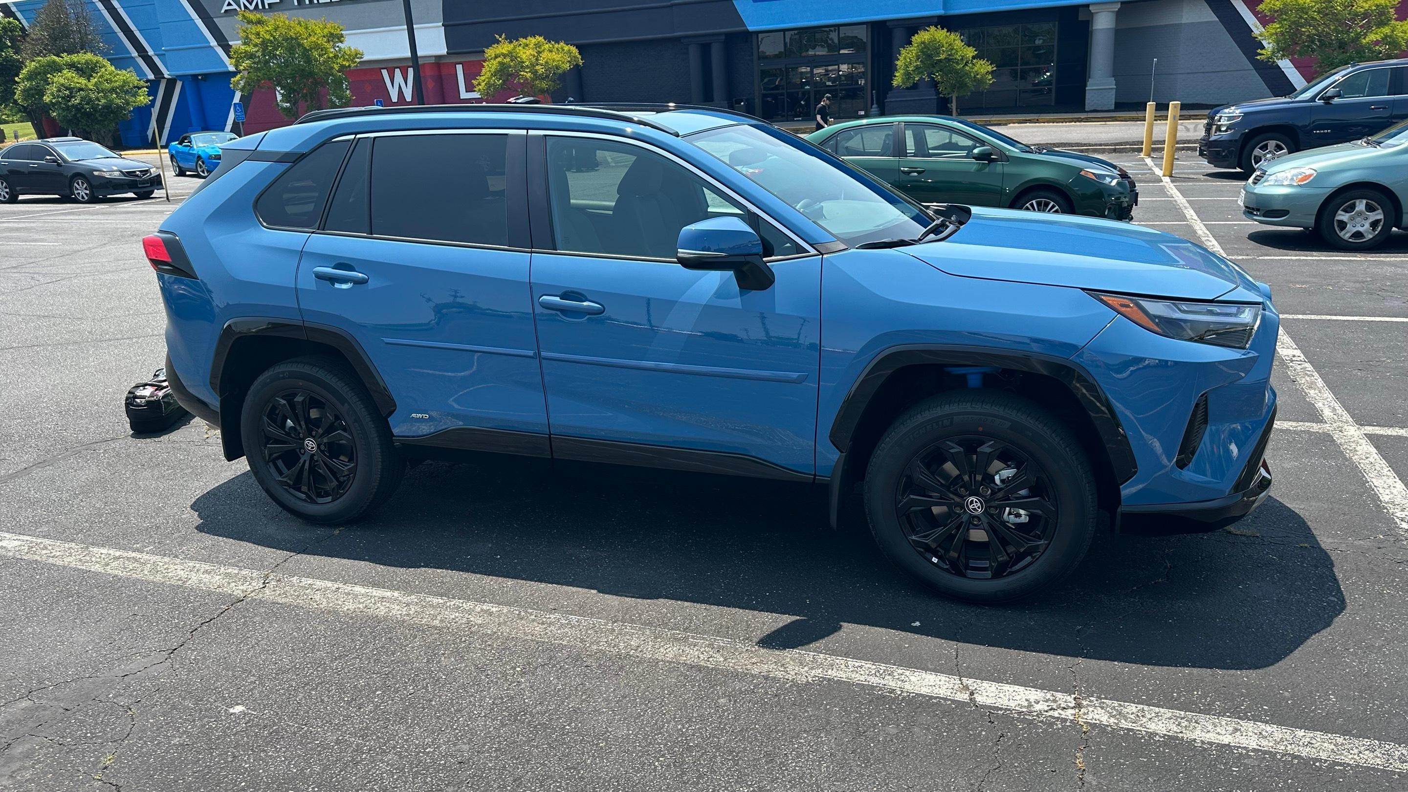 Toyota RAV4 Hybrid 2023 in 