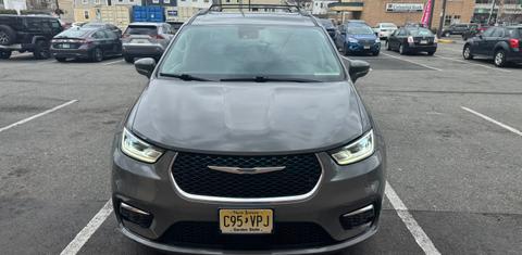 Chrysler Pacifica 2022