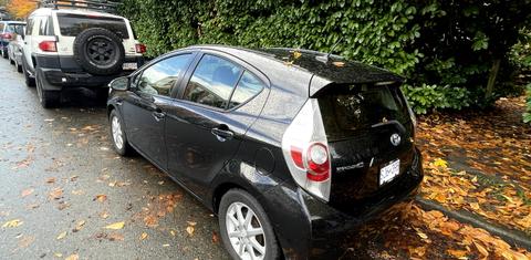 Toyota Prius c 2014
