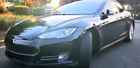 Tesla Model S 2014