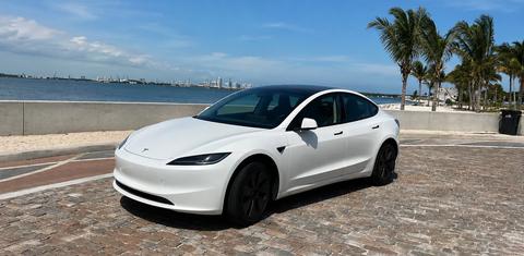 Tesla Model 3 2025