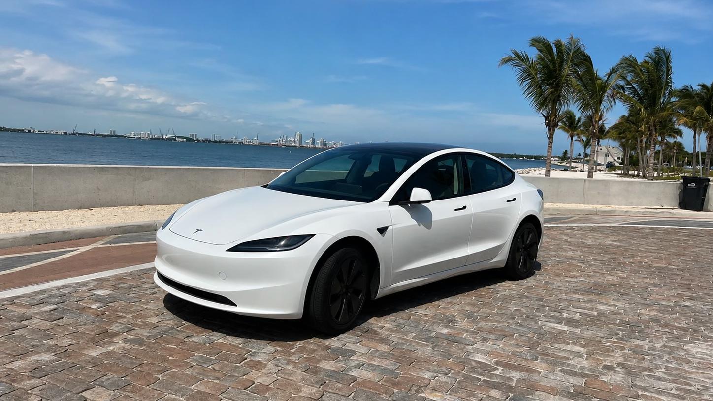 Tesla Model 3 2025 in 