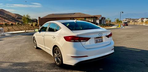 Hyundai Elantra 2018