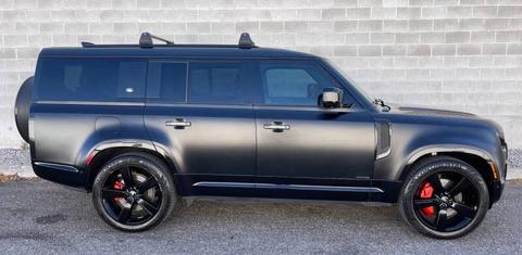Land Rover Defender 2023