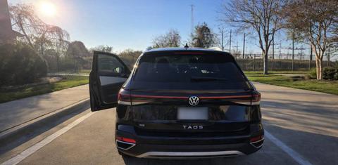 Volkswagen Taos 2025