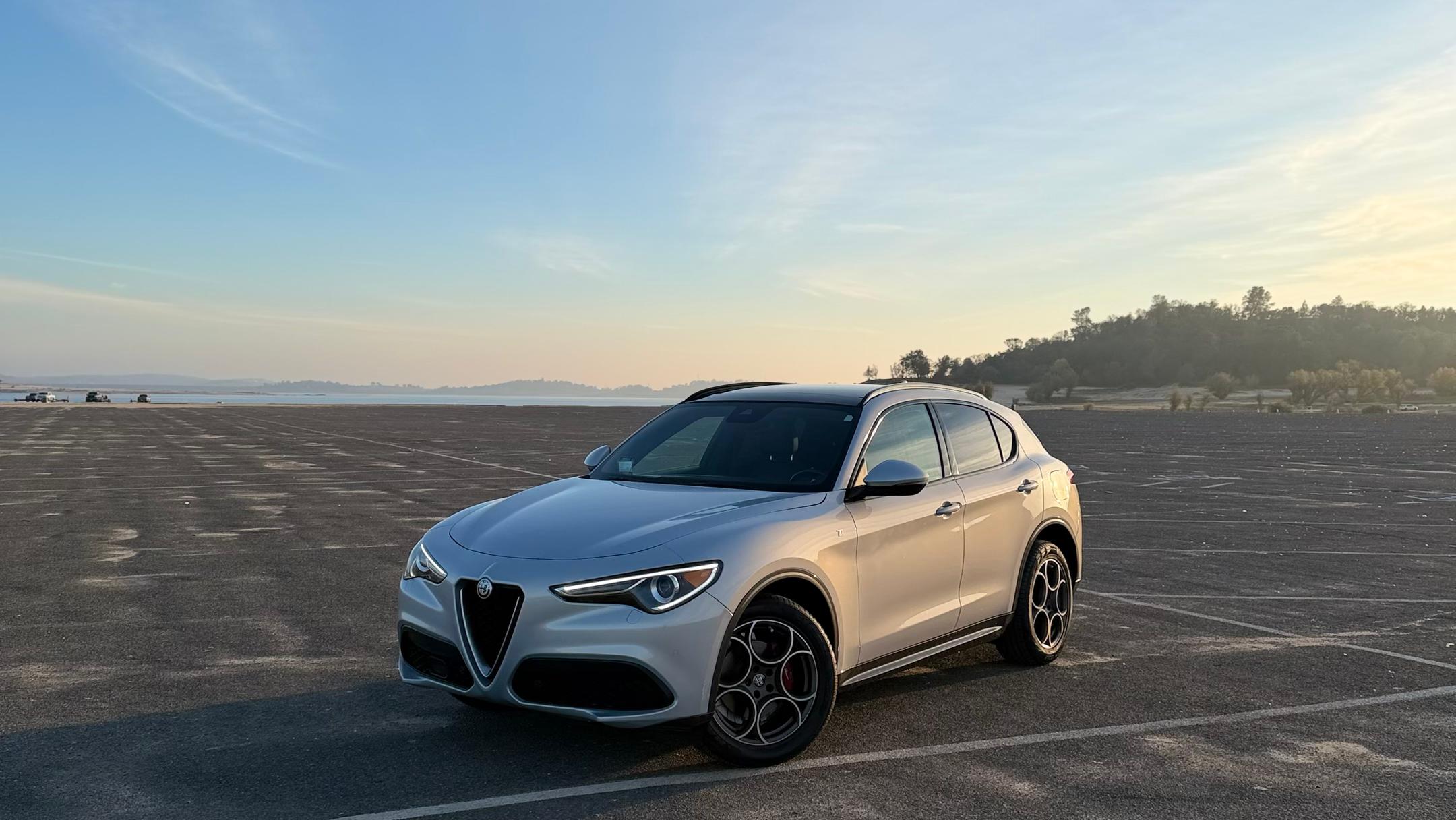 Alfa Romeo Stelvio 2022 in Sacramento, CA
