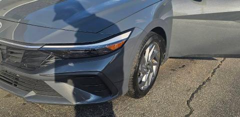 Hyundai Elantra 2024