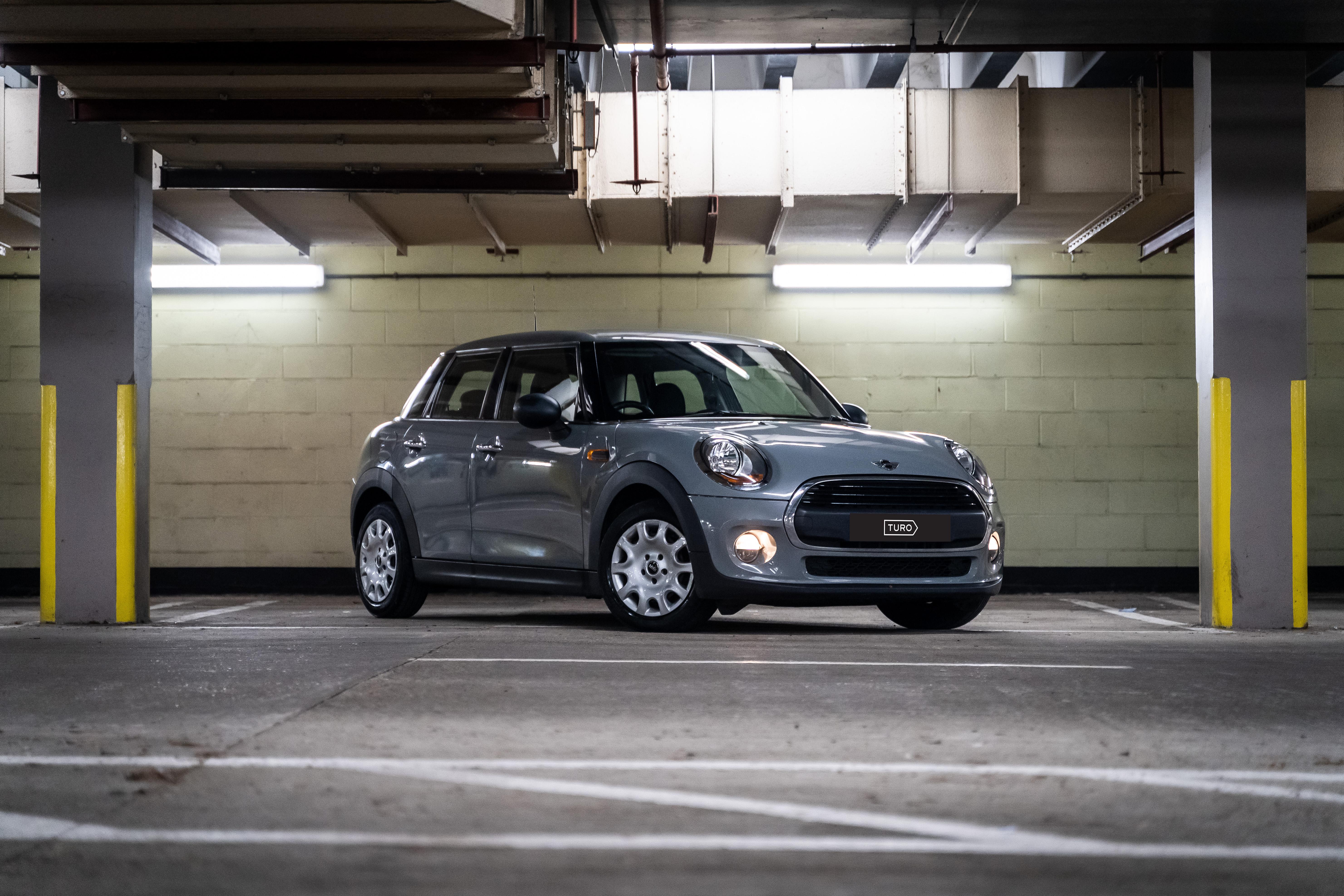 MINI Cooper 2017 in London