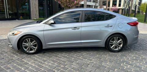 Hyundai Elantra 2017