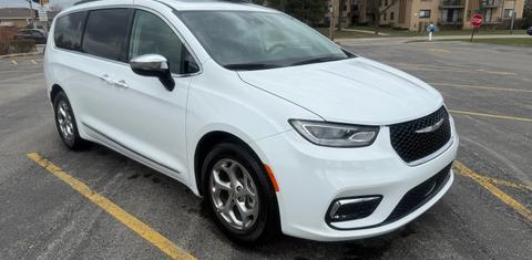 Chrysler Pacifica 2023