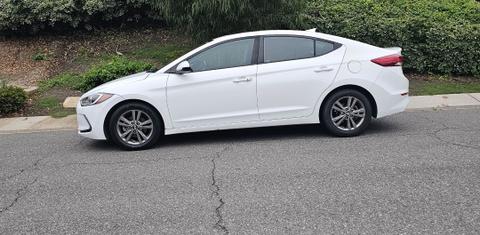 Hyundai Elantra 2018