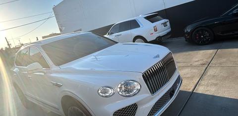 Bentley Bentayga 2024