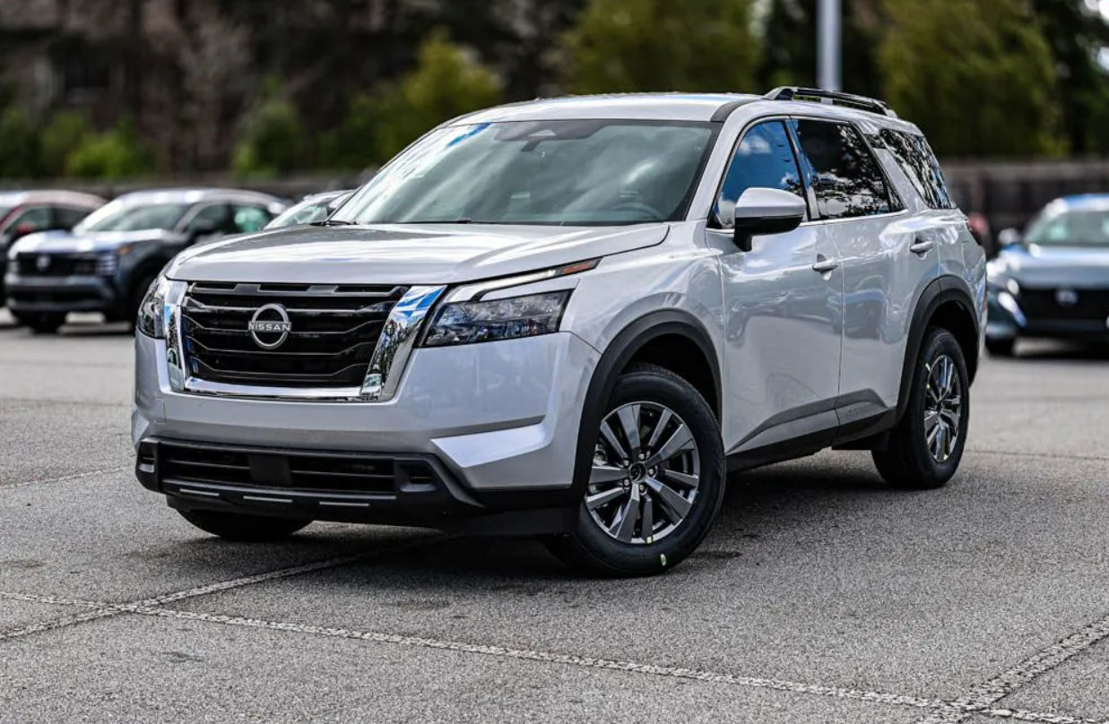 Nissan Pathfinder 2025 in 