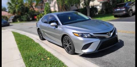 Toyota Camry 2019