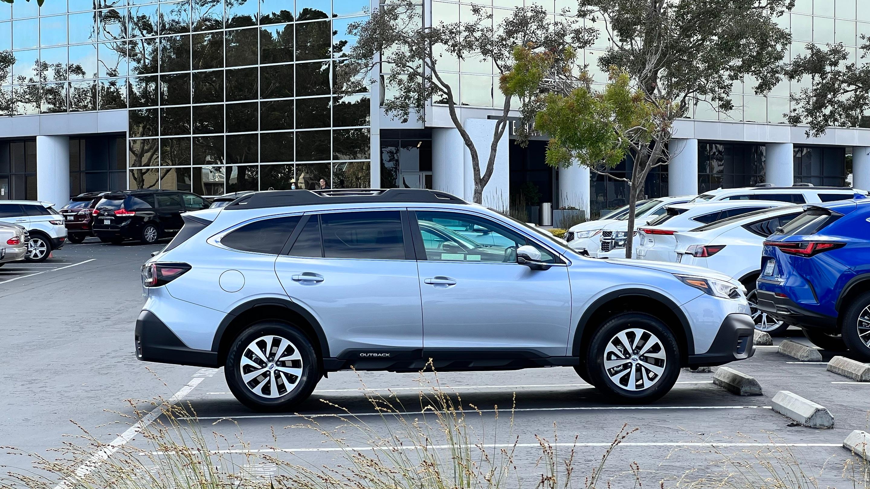 Subaru Outback 2022 in 
