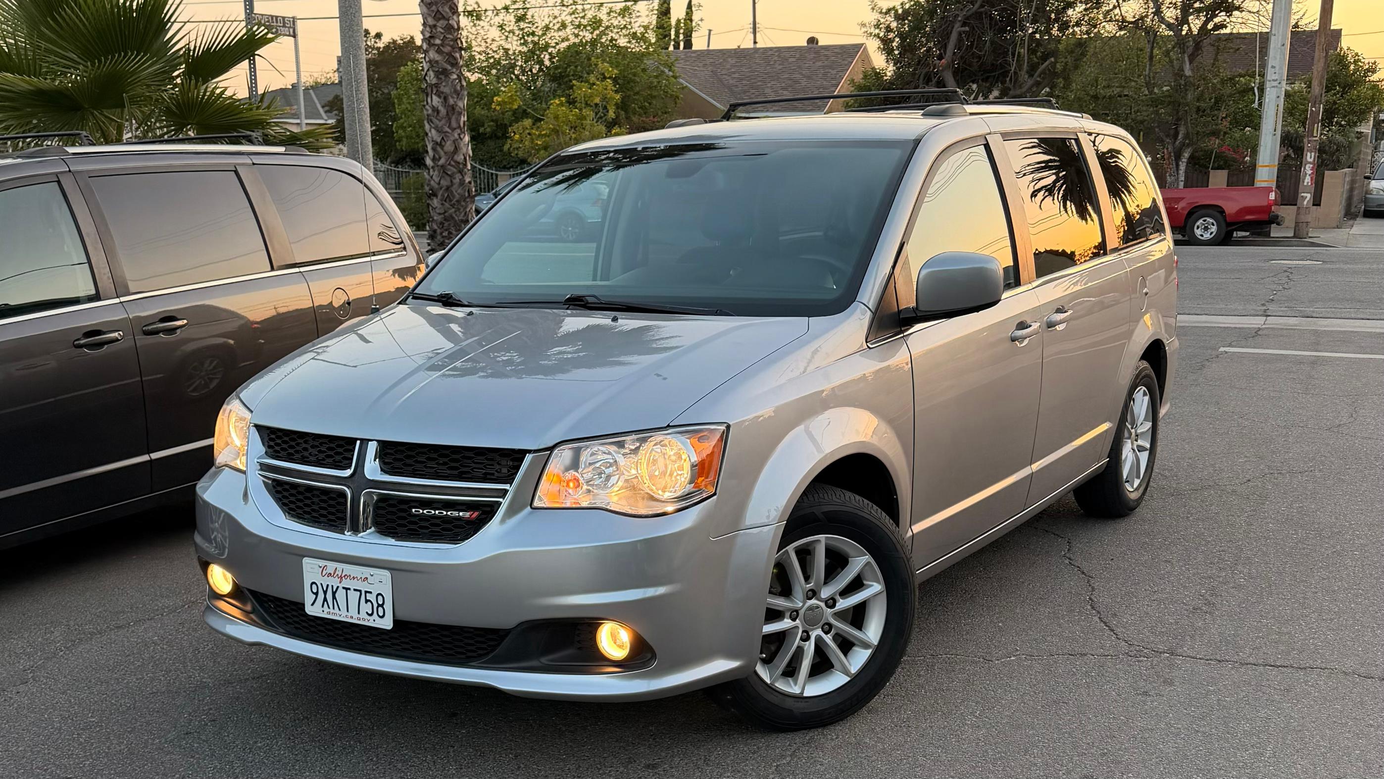 Dodge Grand Caravan 2019 in Los Angeles, CA