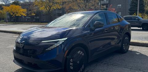 Nissan LEAF 2026