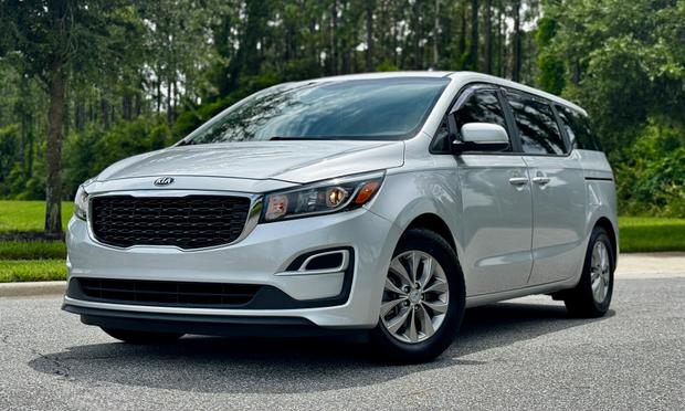 Kia Sedona 2021 rental in Winter Garden, FL by Tiago | Turo