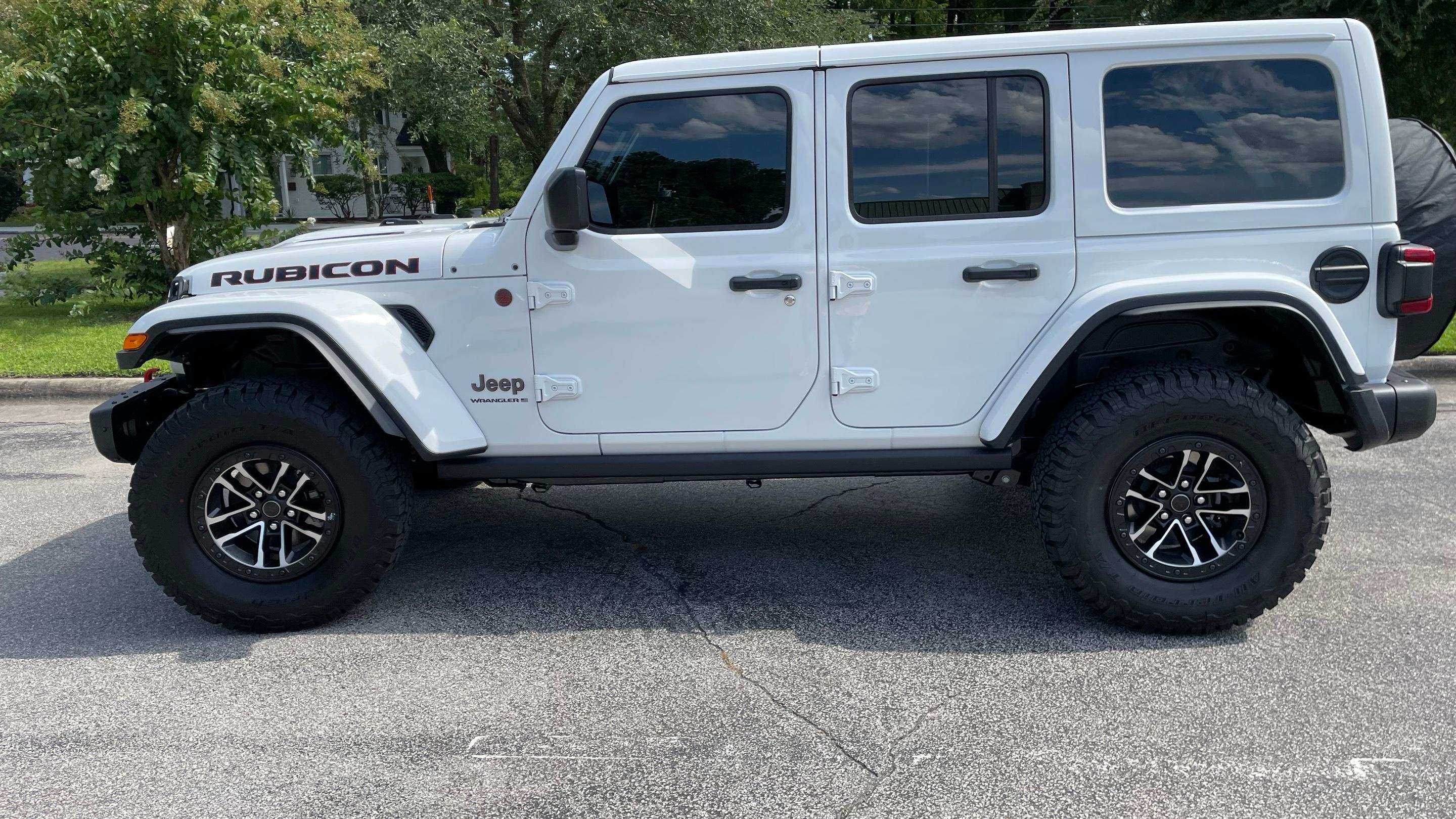 Jeep Wrangler 2024 in Wilmington, NC