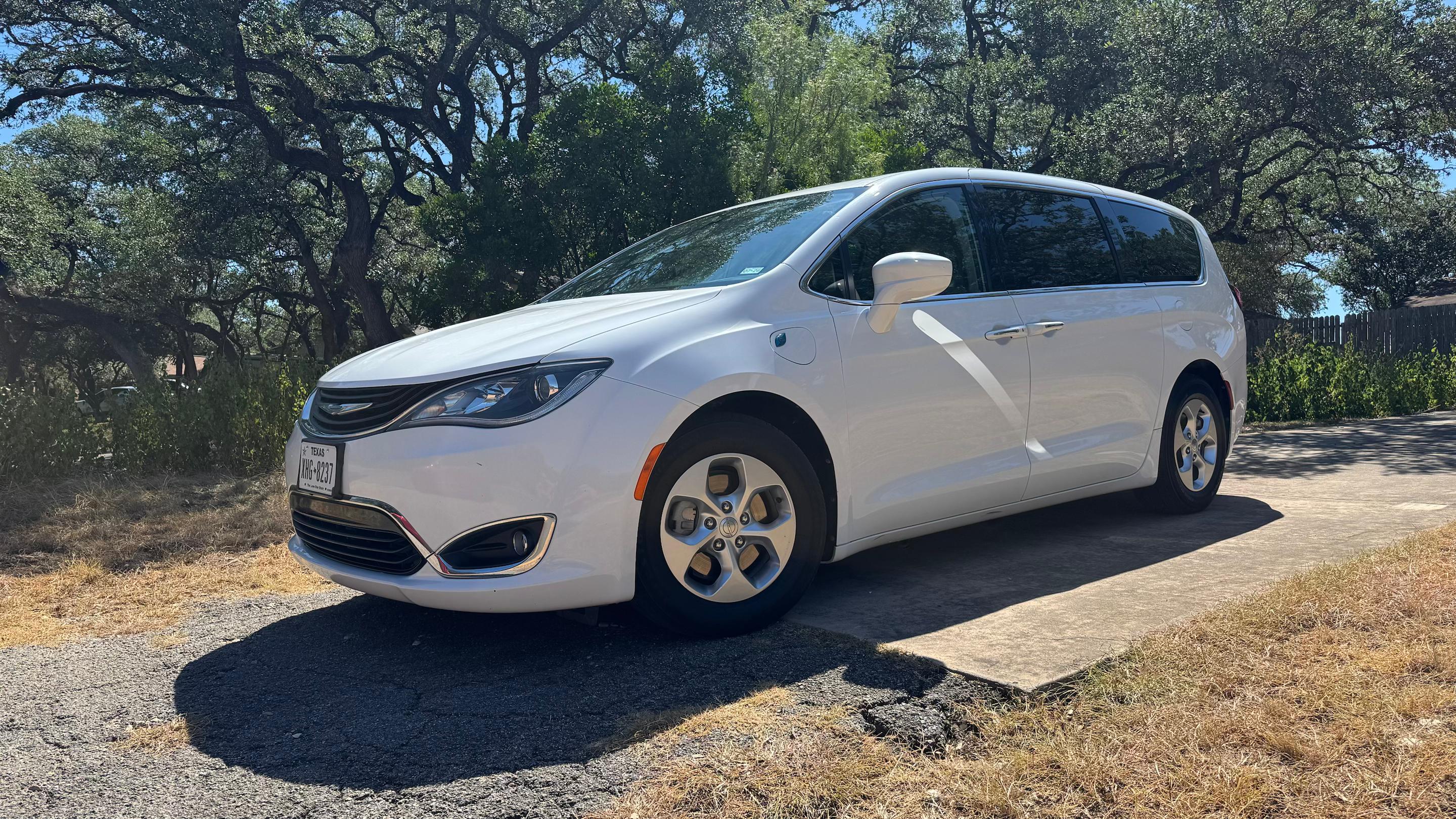 Chrysler Pacifica 2017 in San Antonio, TX