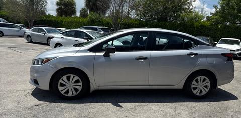 Nissan Versa 2021