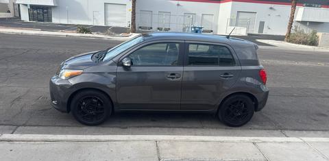 Scion xD 2013
