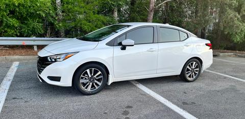 Nissan Versa 2025