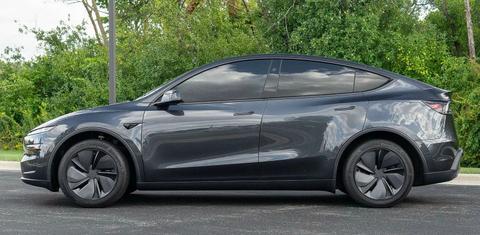 Tesla Model Y 2026