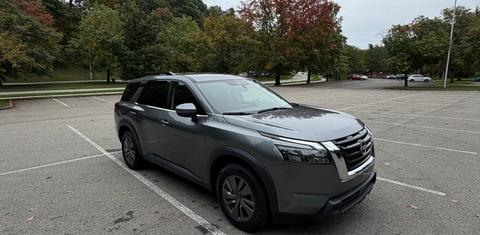Nissan Pathfinder 2025
