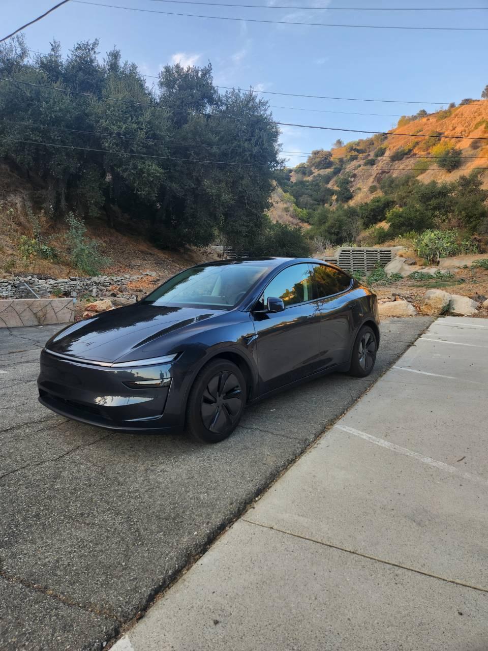 Tesla Model Y 2026 in Perris, CA