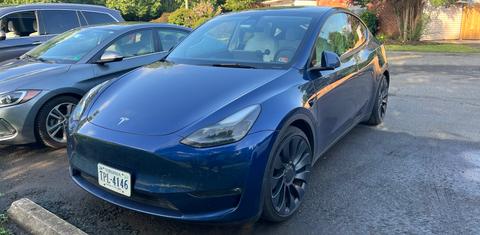 Tesla Model Y 2023