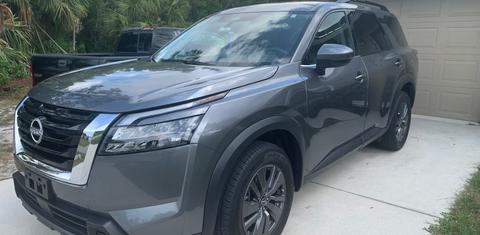 Nissan Pathfinder 2024