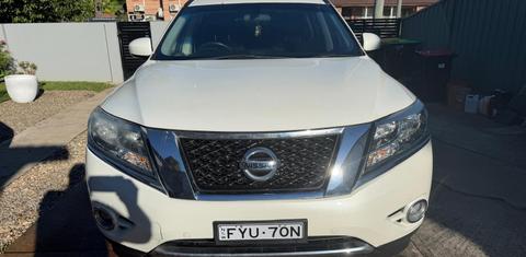 Nissan PATHFINDER 2015