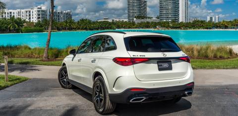 Mercedes-Benz GLC-Class 2025